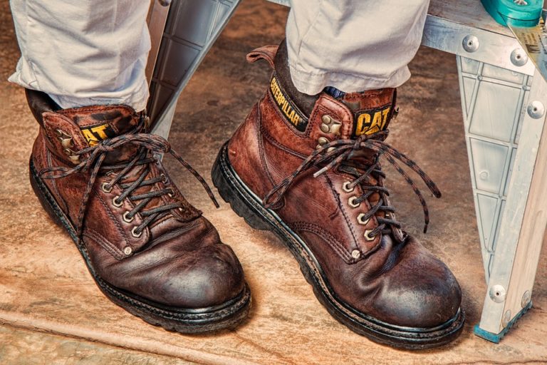 Lineman Climbing Boots And What They Are - Lineman Boots & Tools